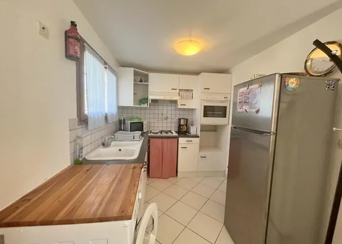 Maison Au Calme, Proche Plage, Animaux Admis, Parking - Fr-1-529-51 Casa de Férias *